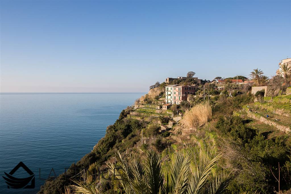 Appartamento a Vernazza con 2 locali di 69 m2 - VISTA