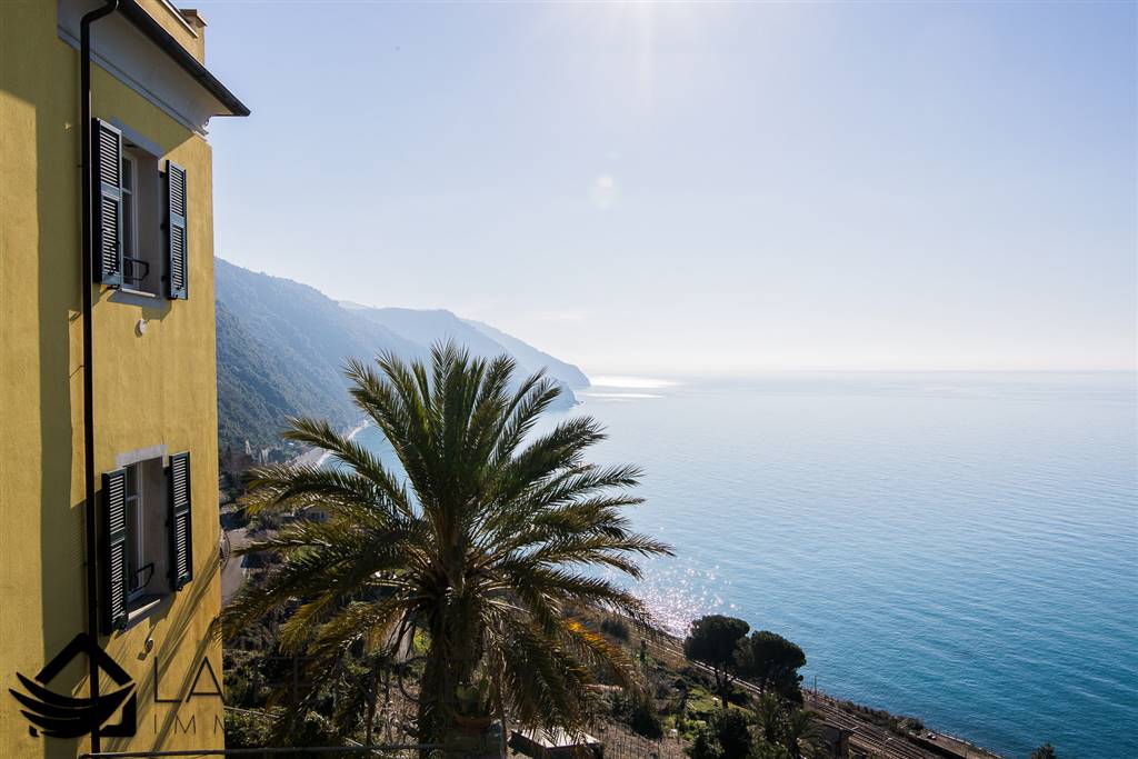 Appartamento a Vernazza con 2 locali di 69 m2 - VISTA