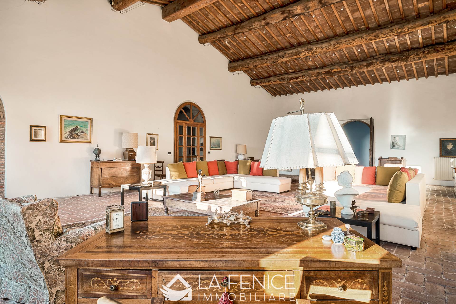 Villa a San giuliano terme con 25 locali di 1675 m2 - Foto