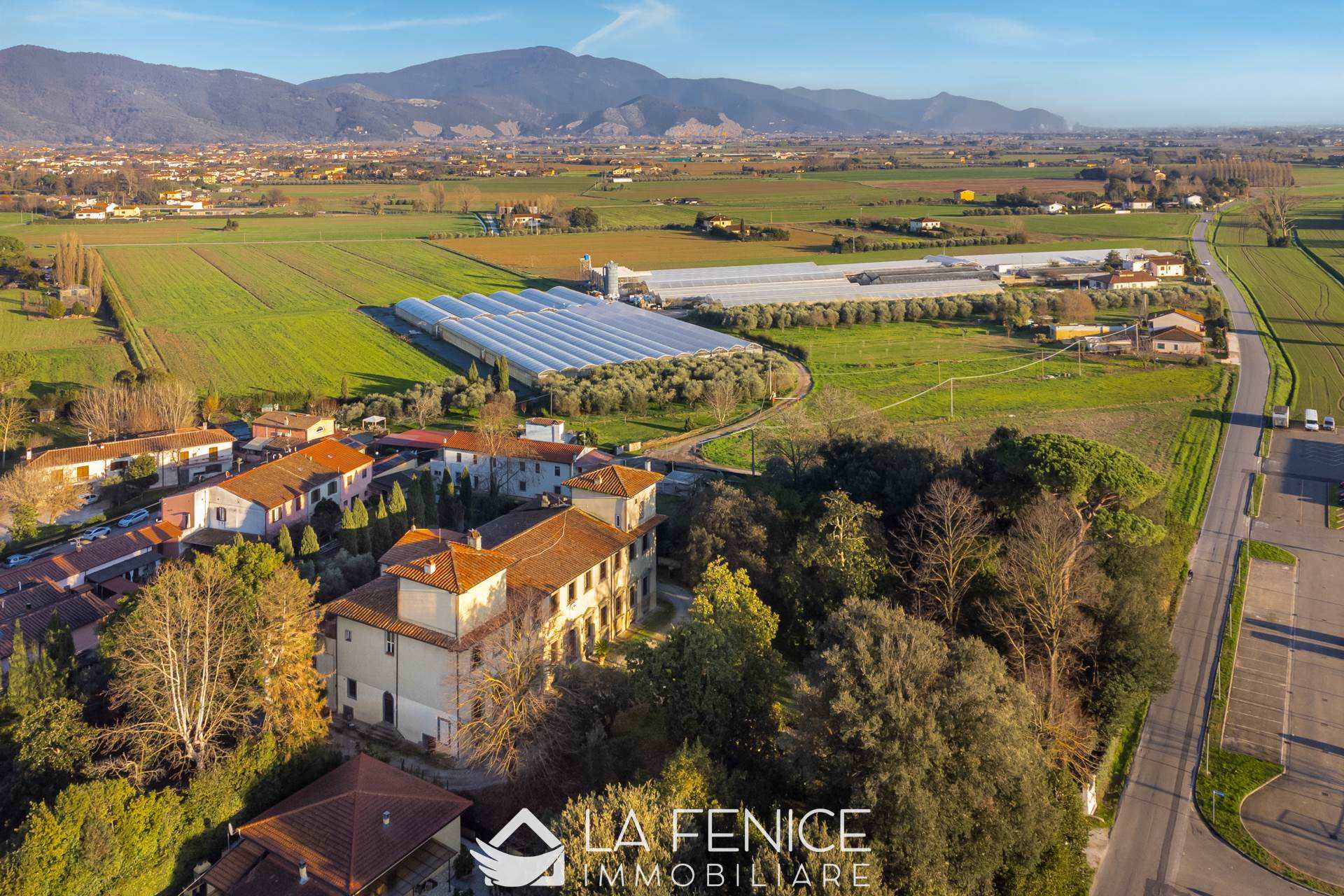 Villa a San giuliano terme con 25 locali di 1675 m2 - Foto
