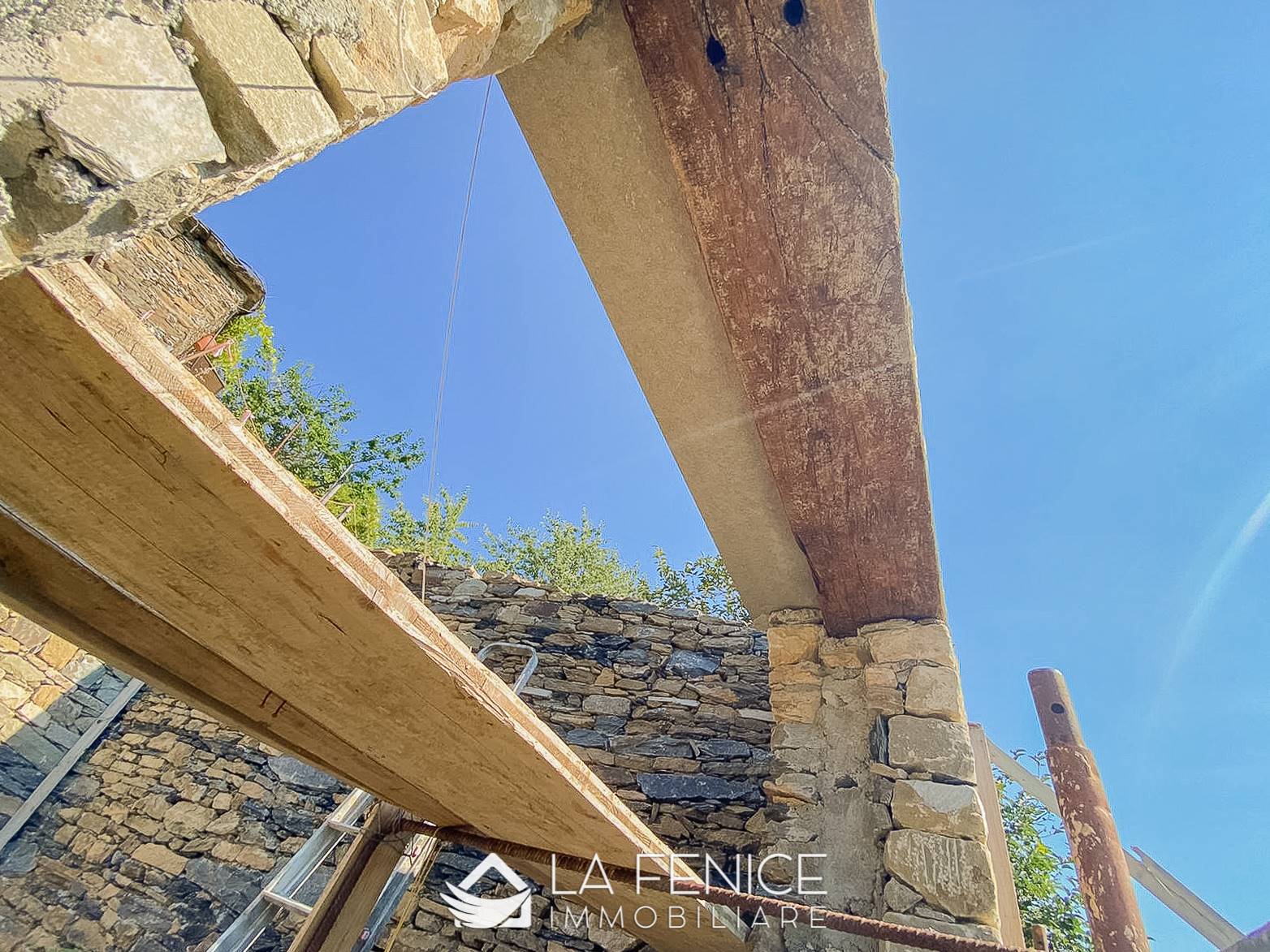Rustico casale a Vernazza con 5 locali di 75 m2 - Foto
