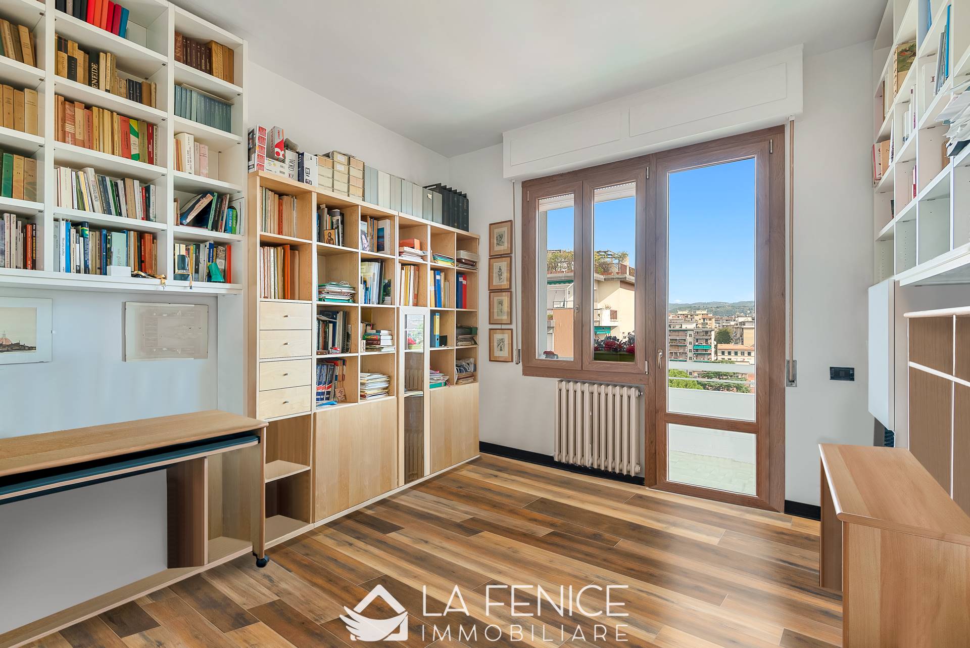 Appartamento a Firenze con 10 locali di 200 m2 - STUDIO