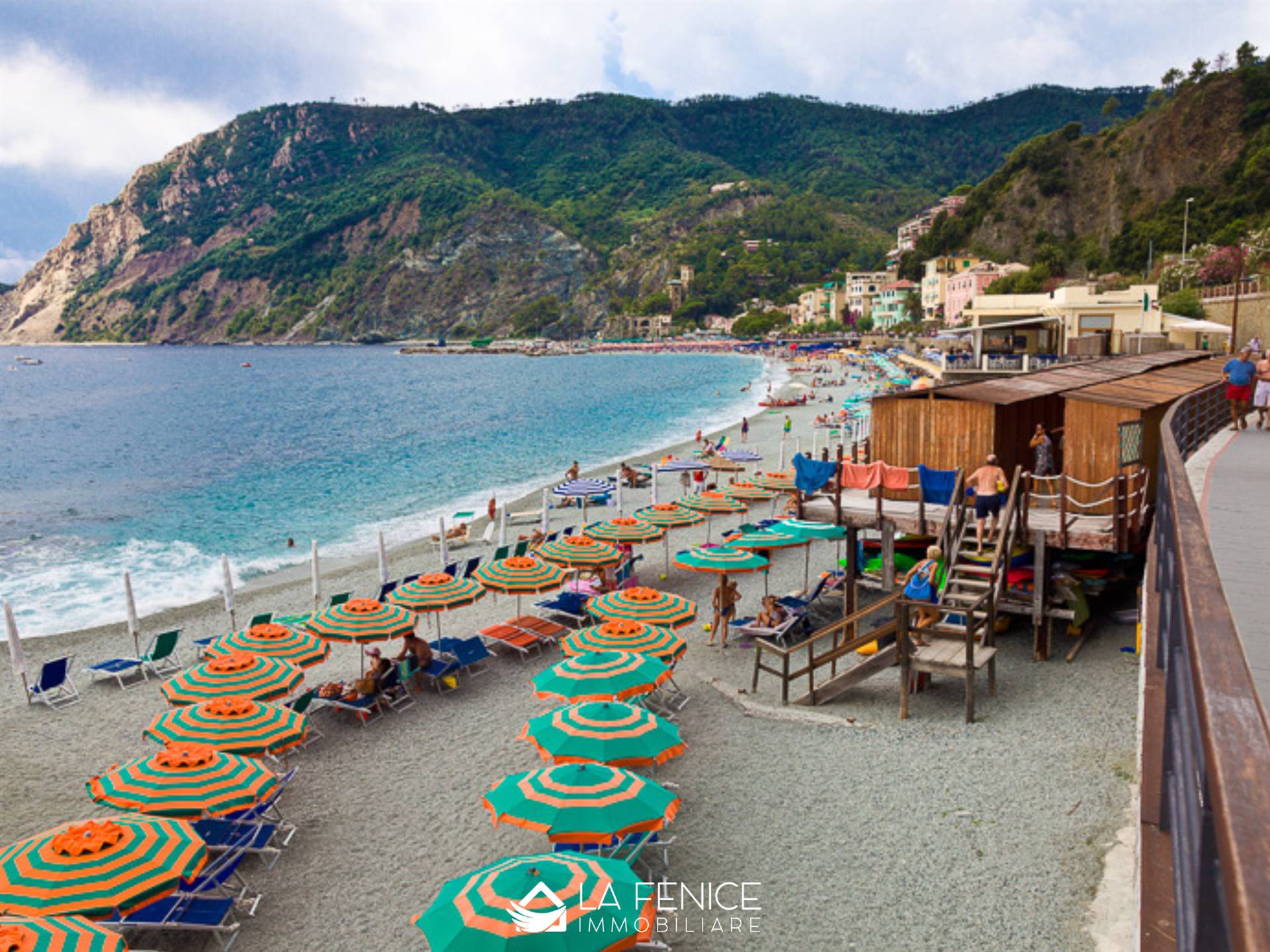 Attività commerciale a Monterosso al mare con 2 locali di 40 m2 - Foto