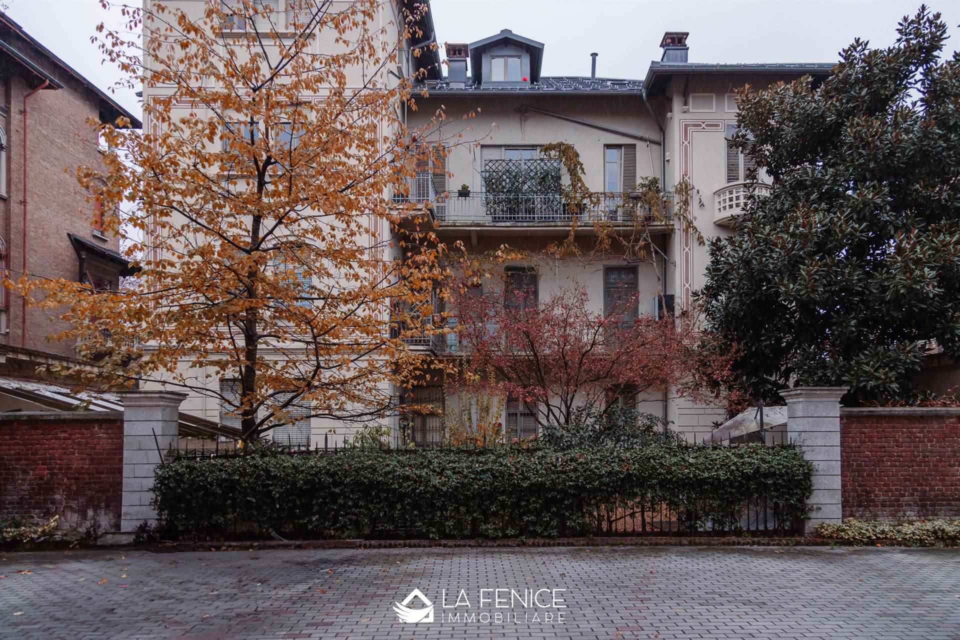 Appartamento a Torino con 4 locali di 99 m2 - Foto