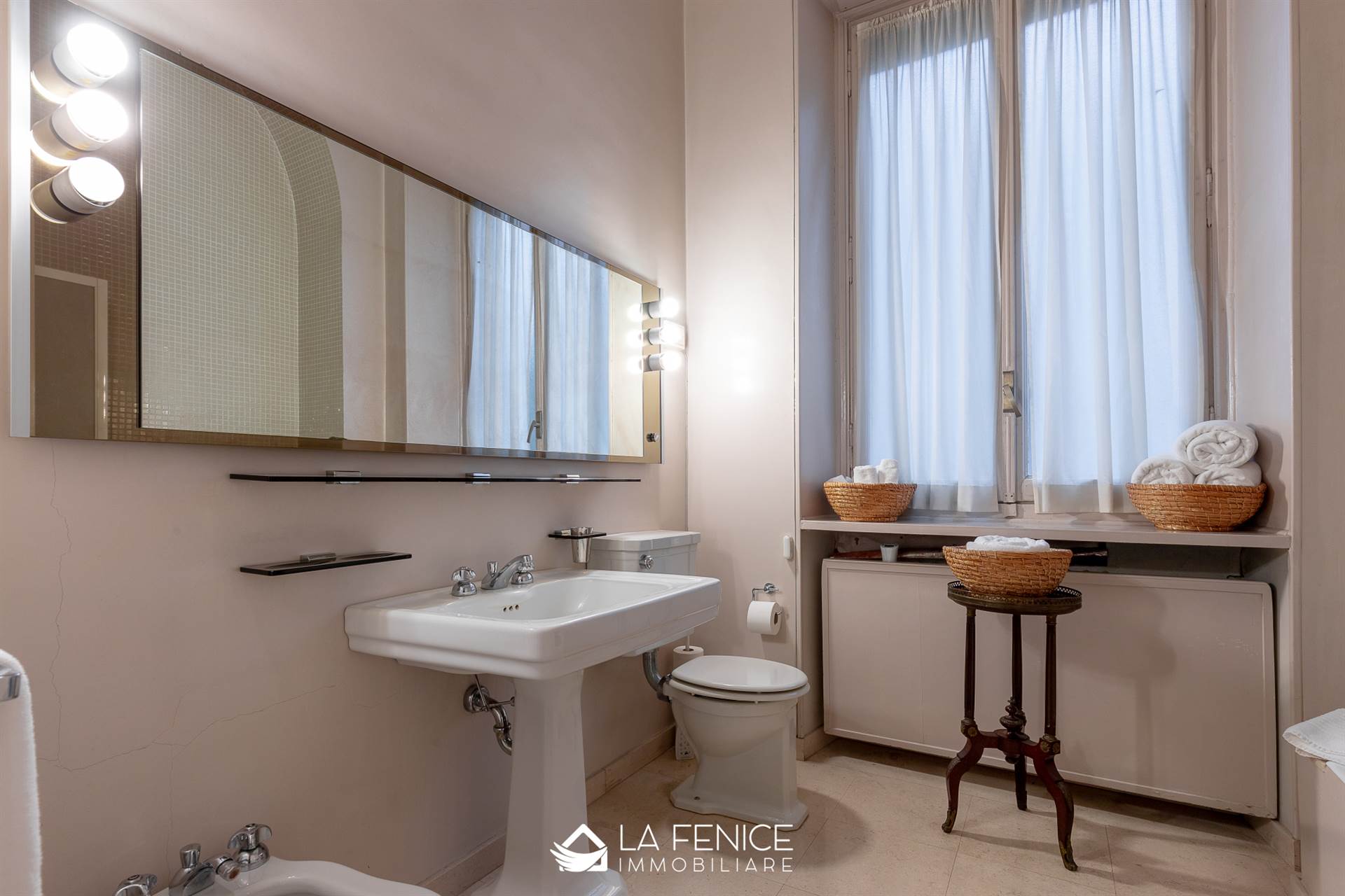 Appartamento a Torino con 4 locali di 99 m2 - Foto