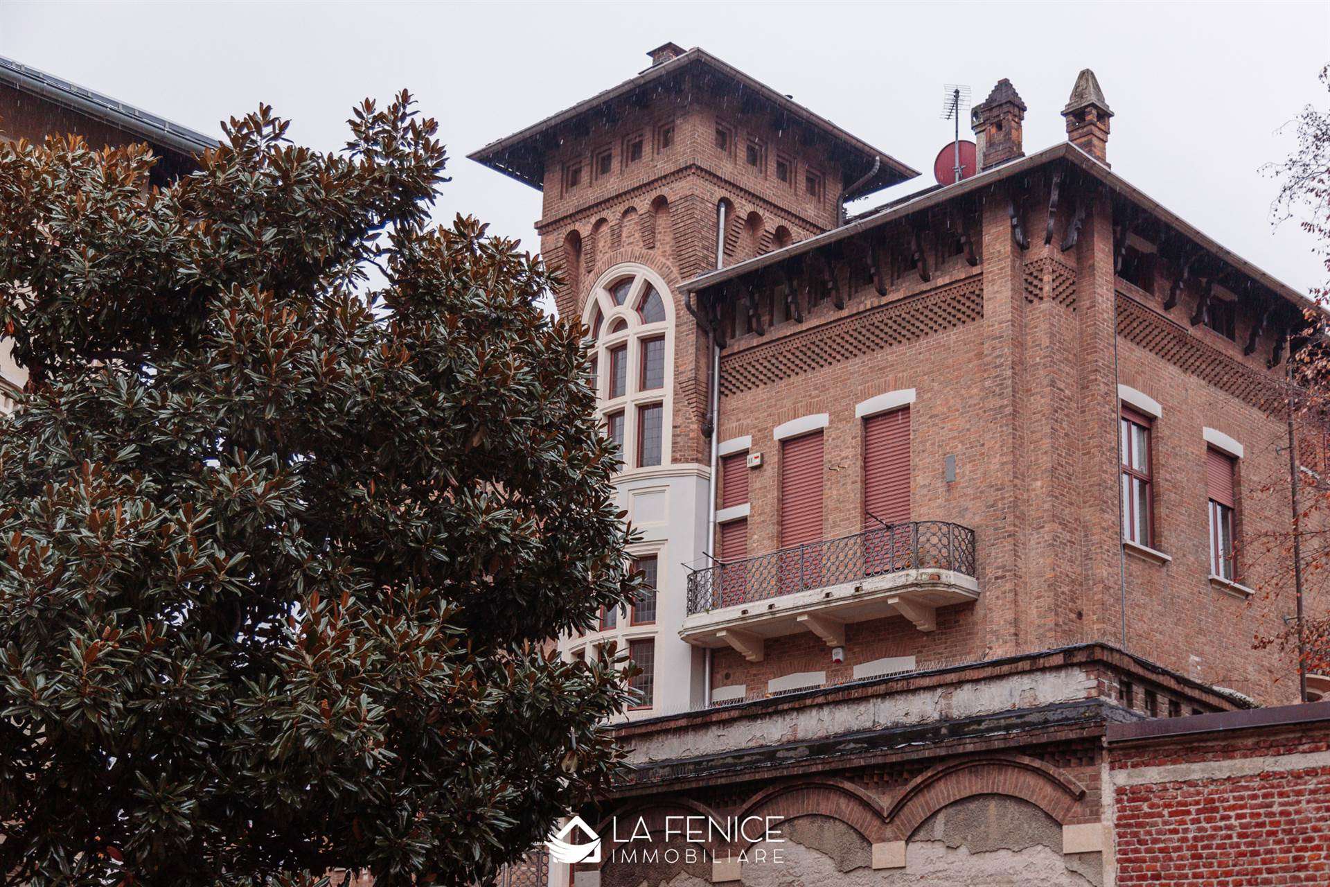 Appartamento a Torino con 6 locali di 130 m2 - Foto