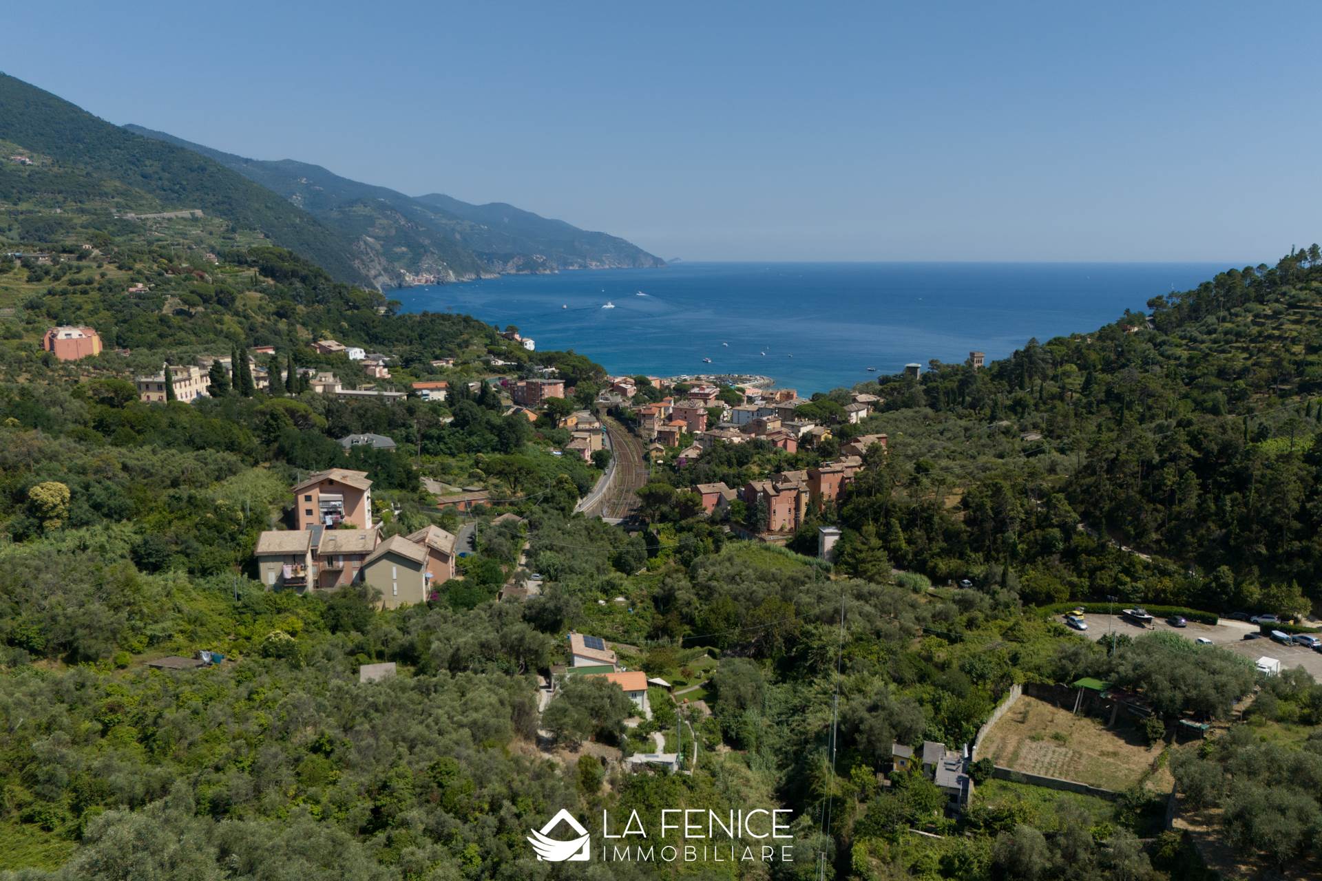 Rustico casale a Monterosso al mare con 6 locali di 142 m2 - Foto