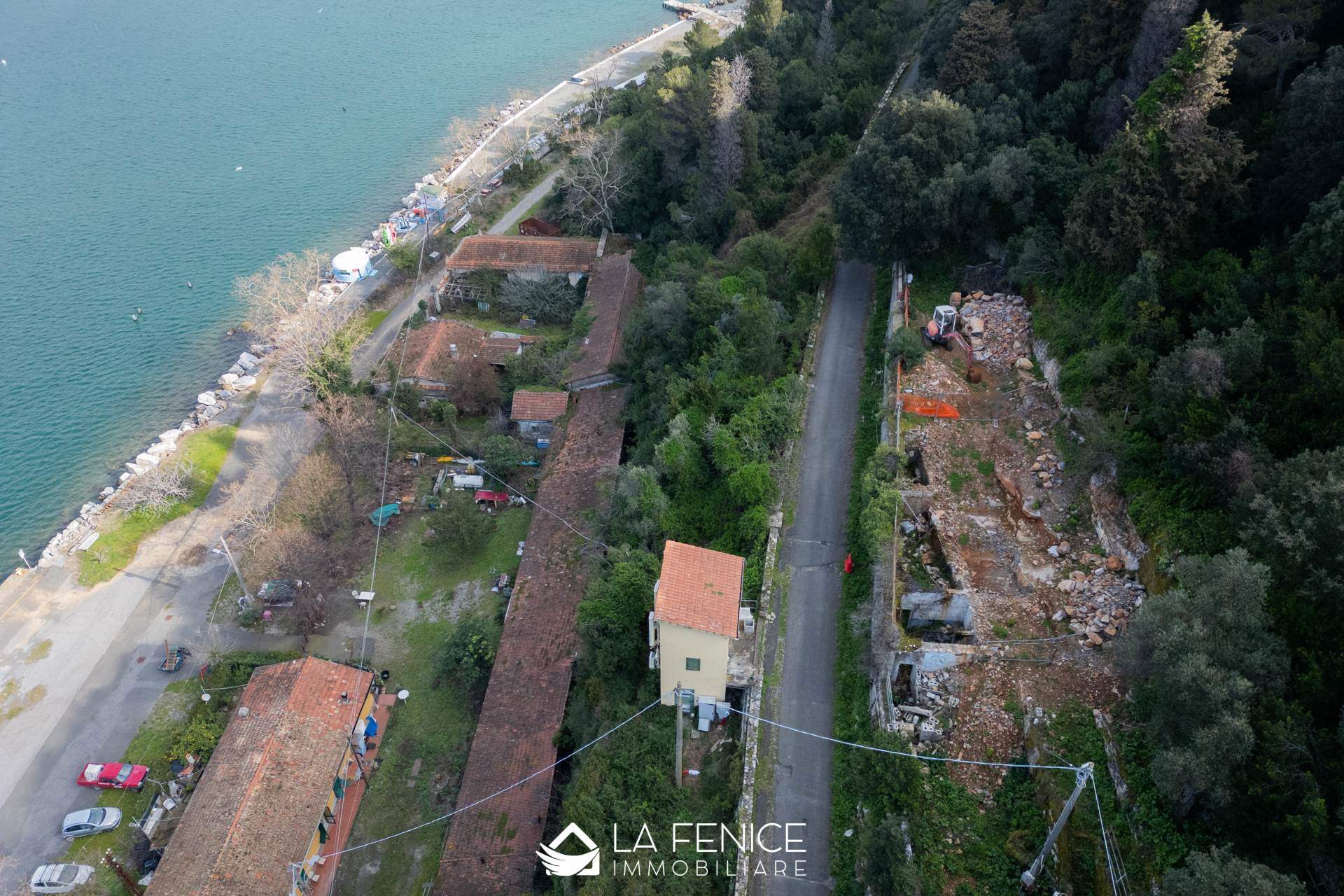 Appartamento a Portovenere con 10 locali di 290 m2 - Foto