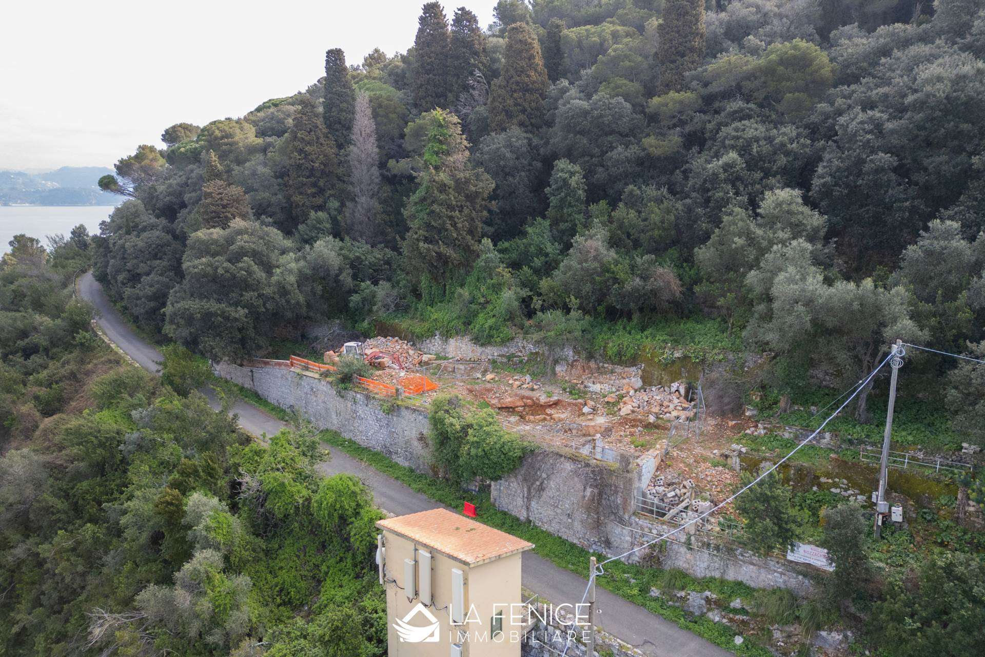 Appartamento a Portovenere con 10 locali di 290 m2 - Foto