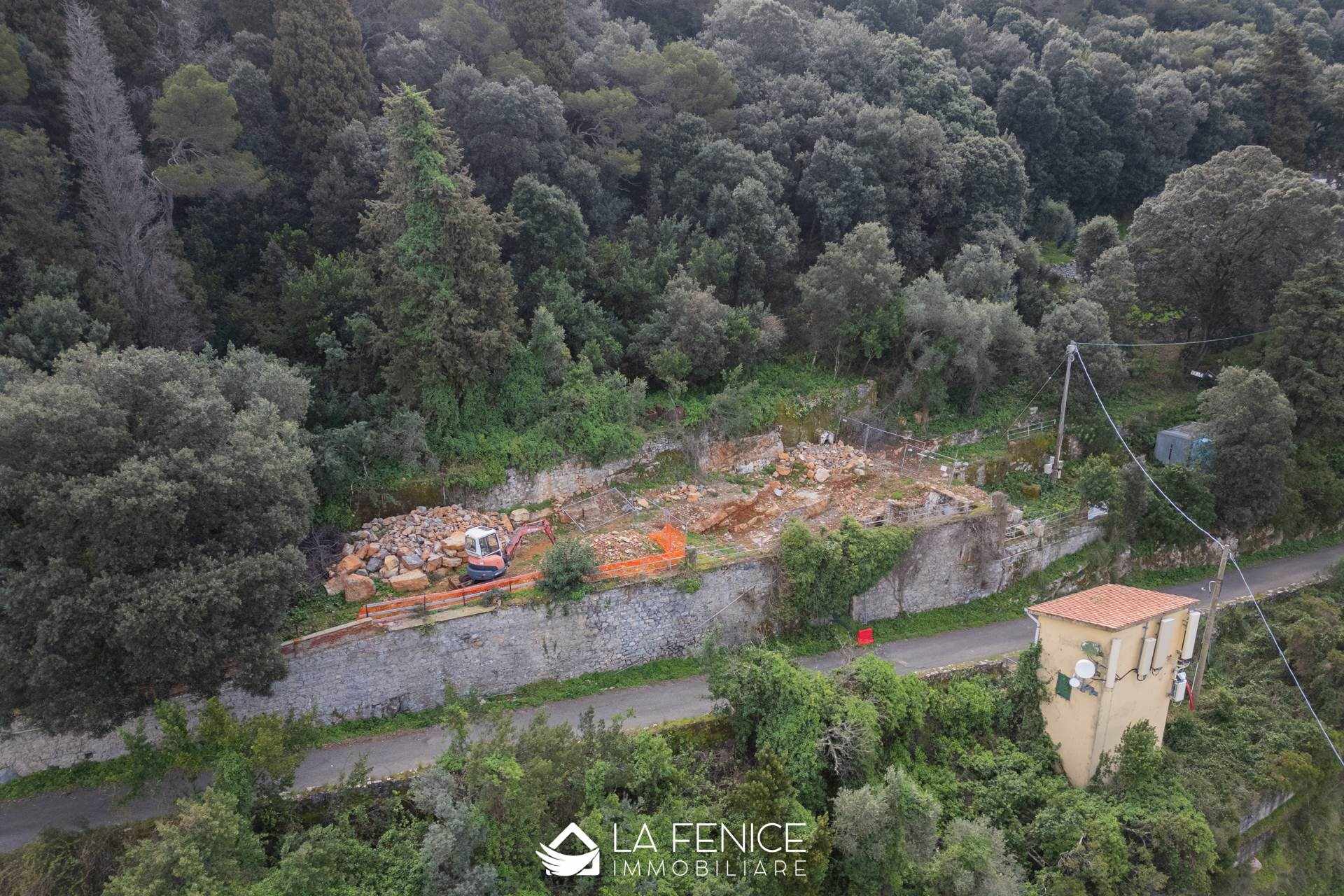 Appartamento a Portovenere con 10 locali di 290 m2 - Foto