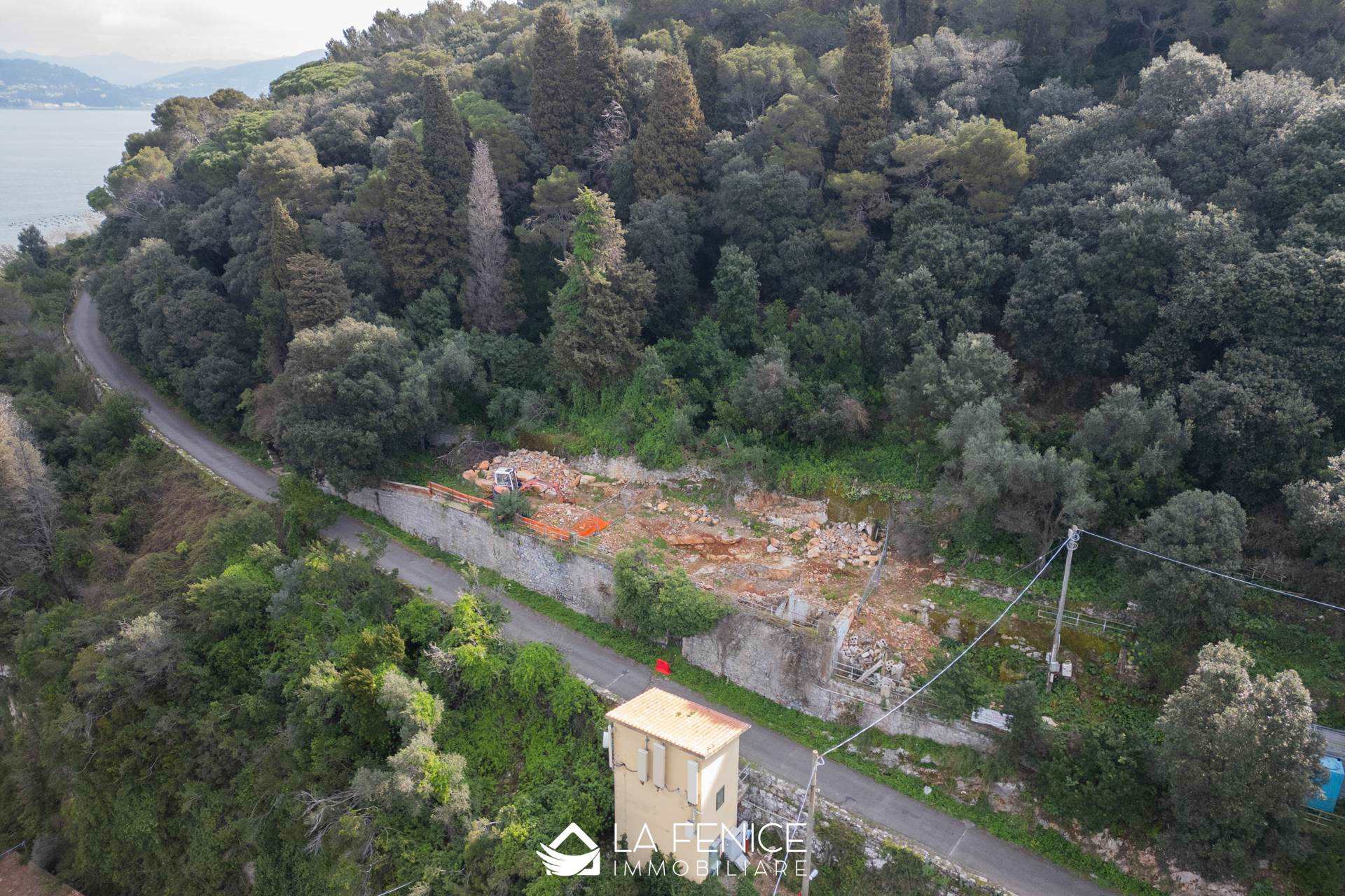 Appartamento a Portovenere con 10 locali di 290 m2 - Foto