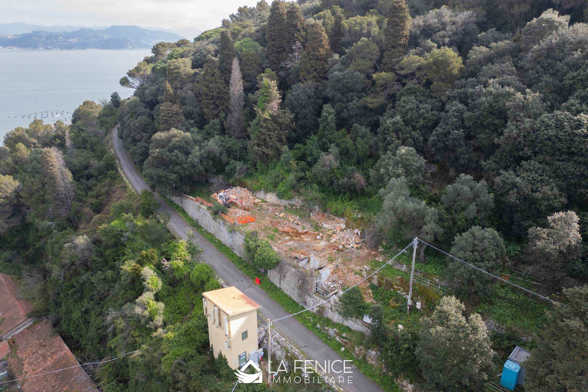 Appartamento a Portovenere con 10 locali di 290 m2 - Foto