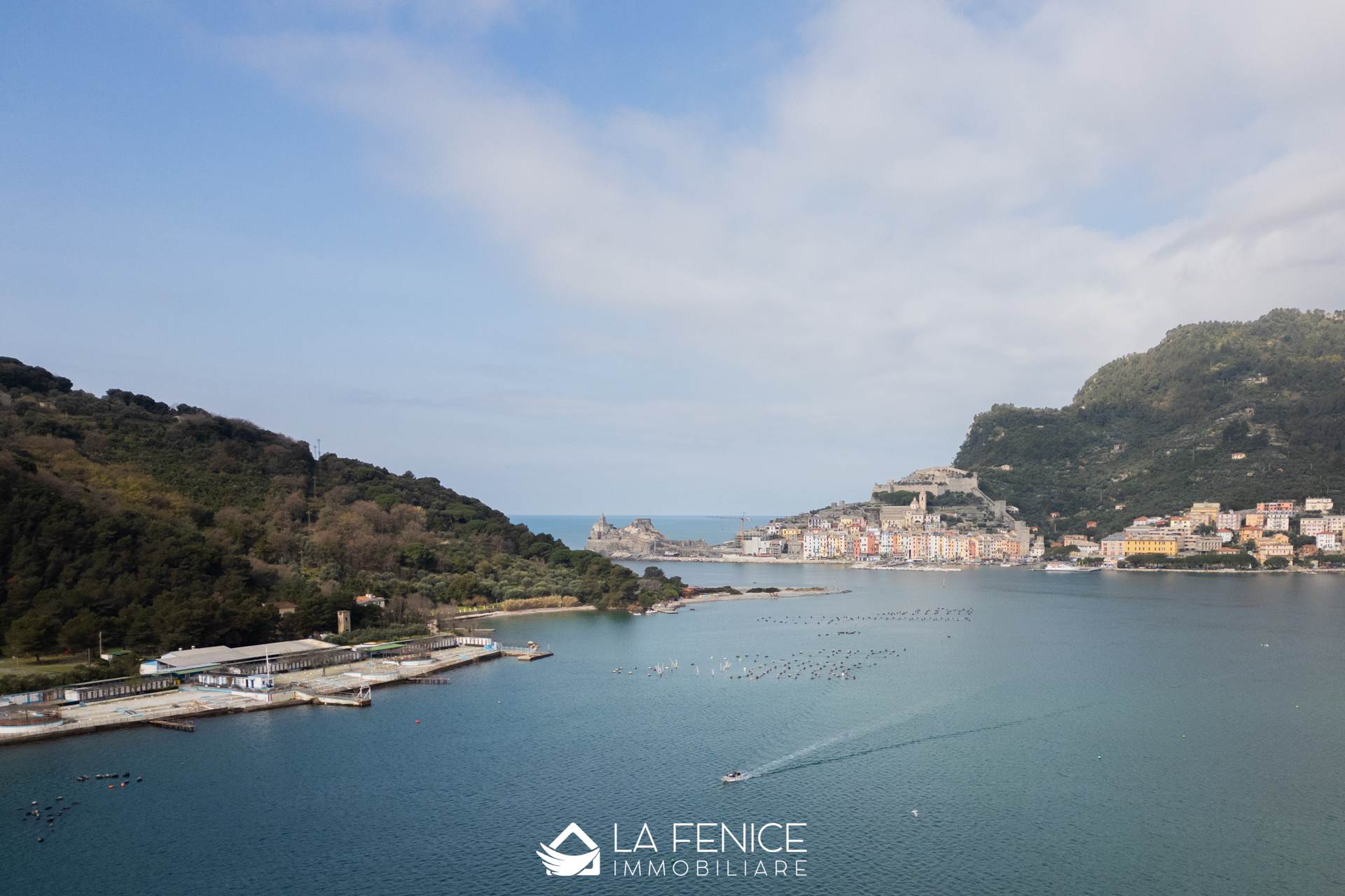 Appartamento a Portovenere con 10 locali di 290 m2 - Foto