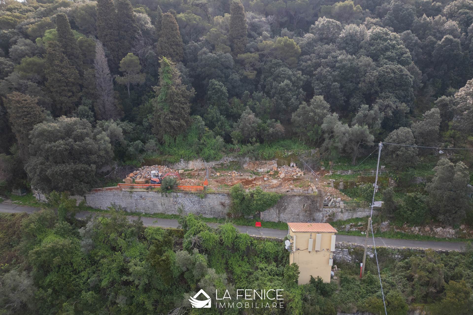 Appartamento a Portovenere con 10 locali di 290 m2 - Foto