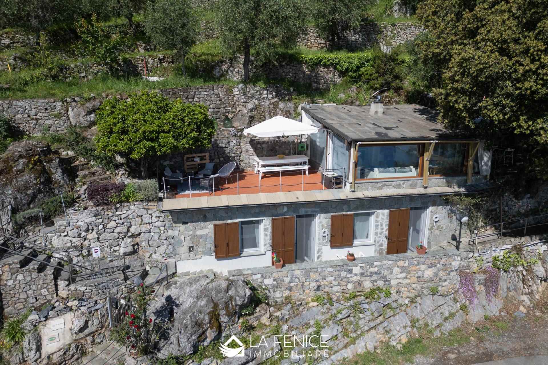 Villa a La spezia con 4 locali di 97 m2 - Foto