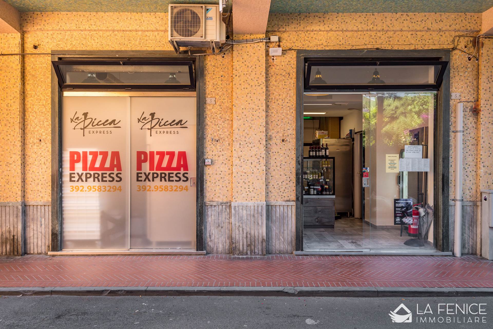 Pizzeria / Pub a Levanto con 1 locali di 40 m2 - Foto