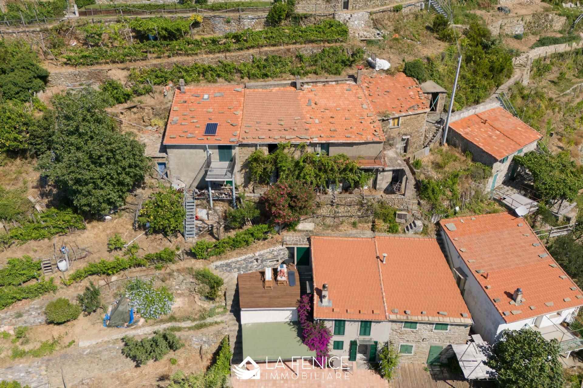 Rustico casale a Riomaggiore con 2 locali di 76 m2 - Foto