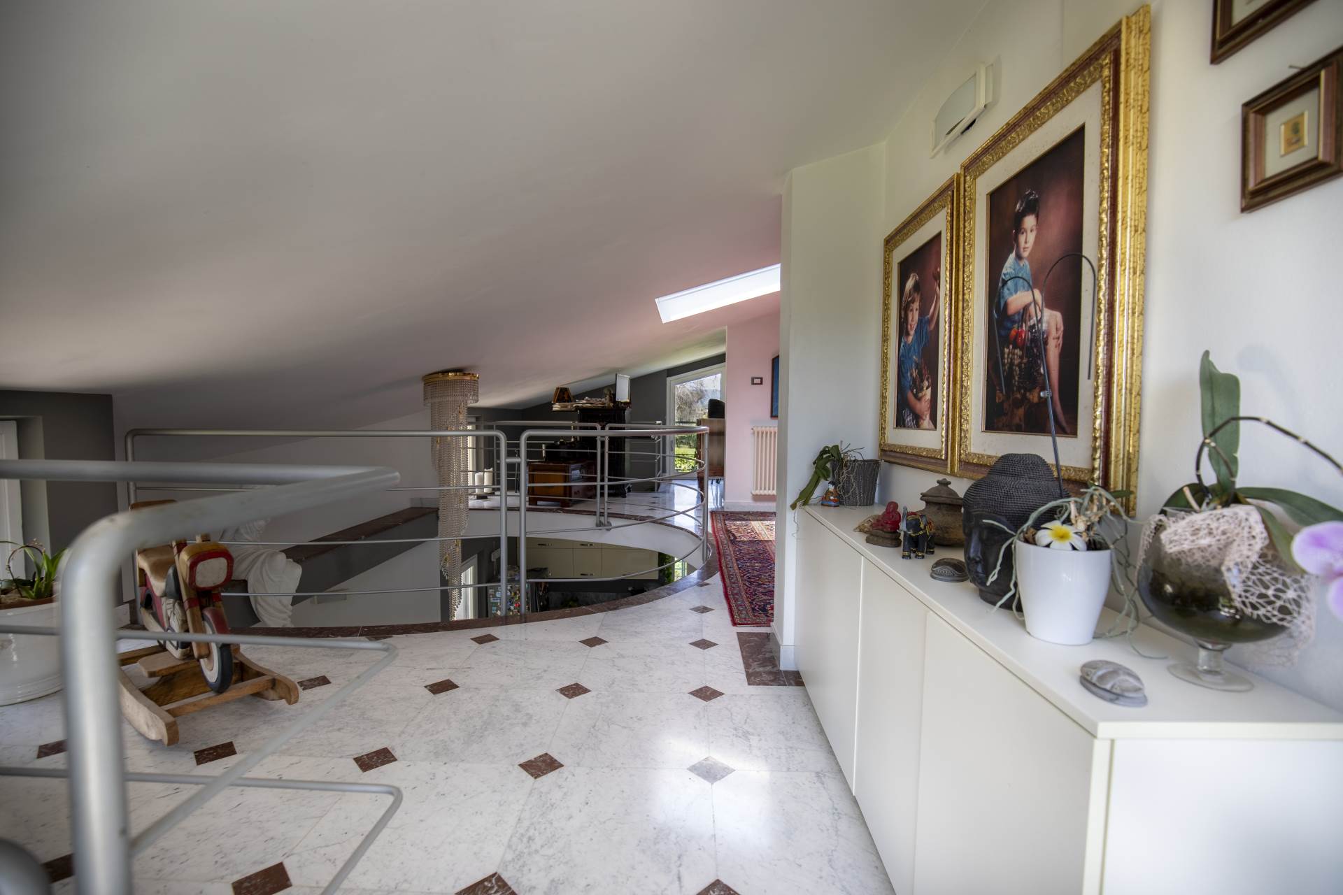 Villa a Carrara con 6 locali di 195 m2 - Foto