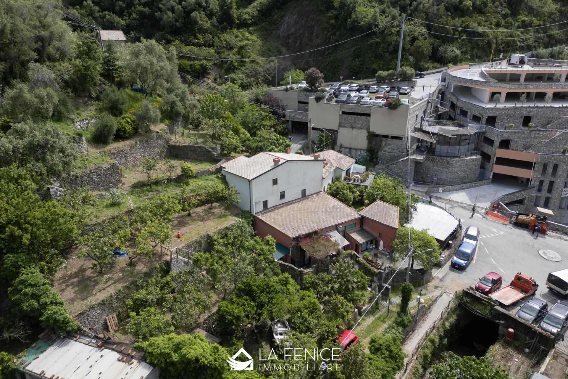 Appartamento a Monterosso al mare con 10 locali di 158 m2 - Foto