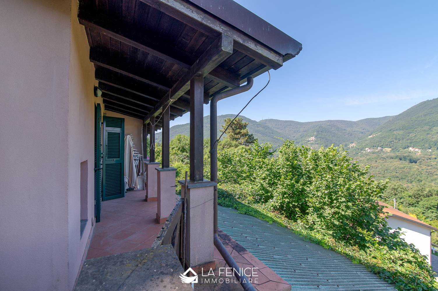 Villa bifamiliare a La spezia con 4 locali di 120 m2 - Foto