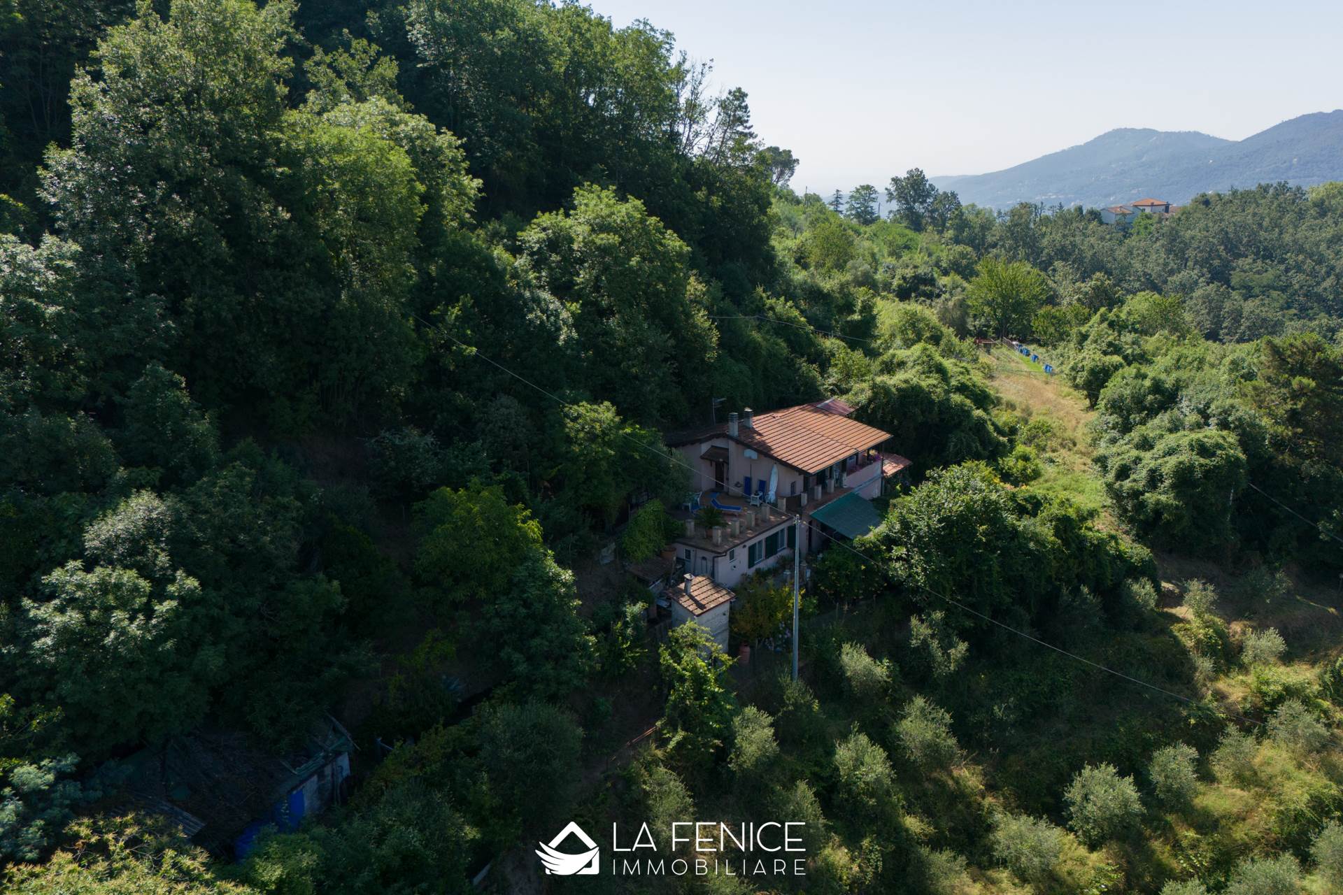 Villa bifamiliare a La spezia con 4 locali di 120 m2 - Foto