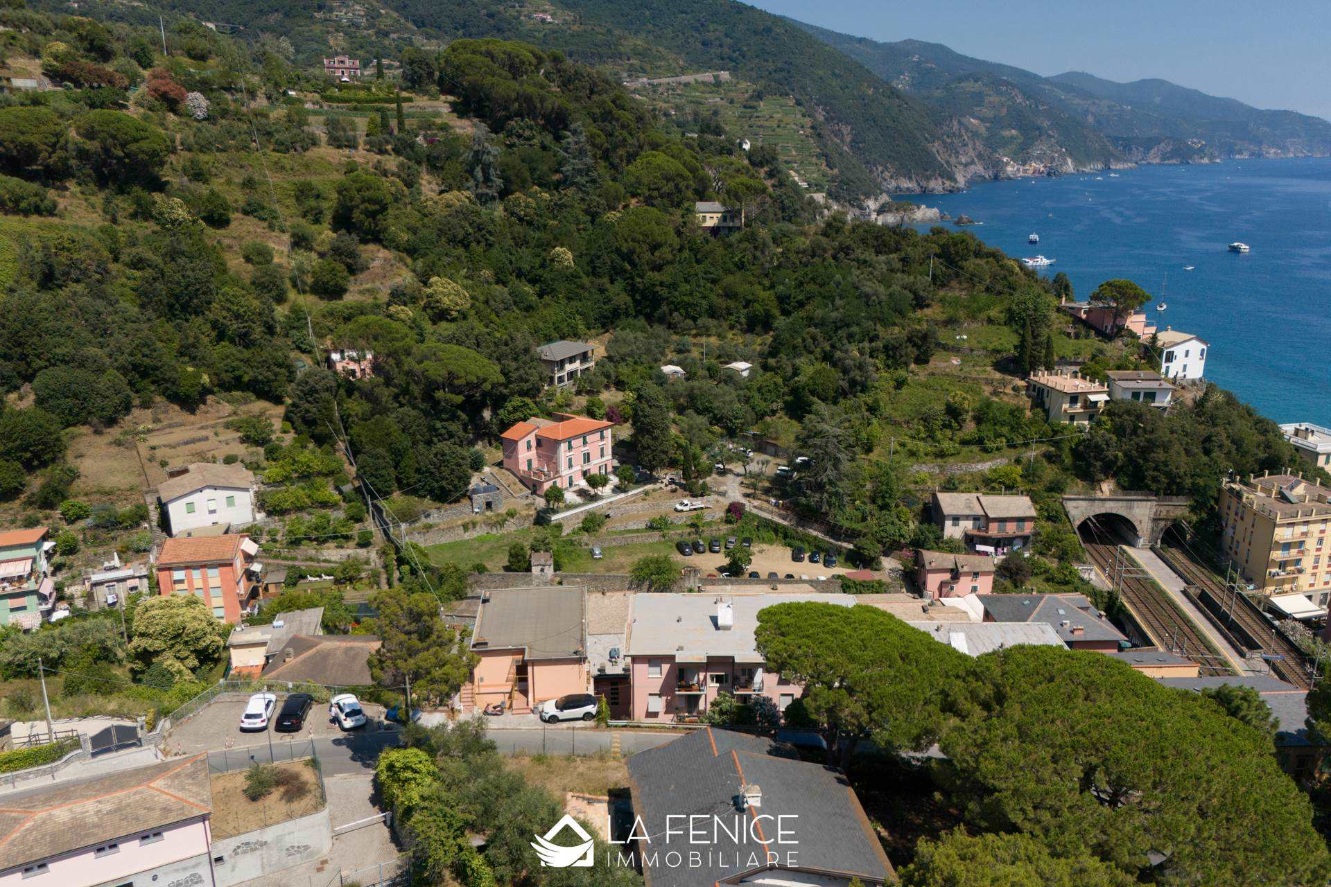 Attico a Monterosso al mare con 4 locali di 75 m2 - Foto