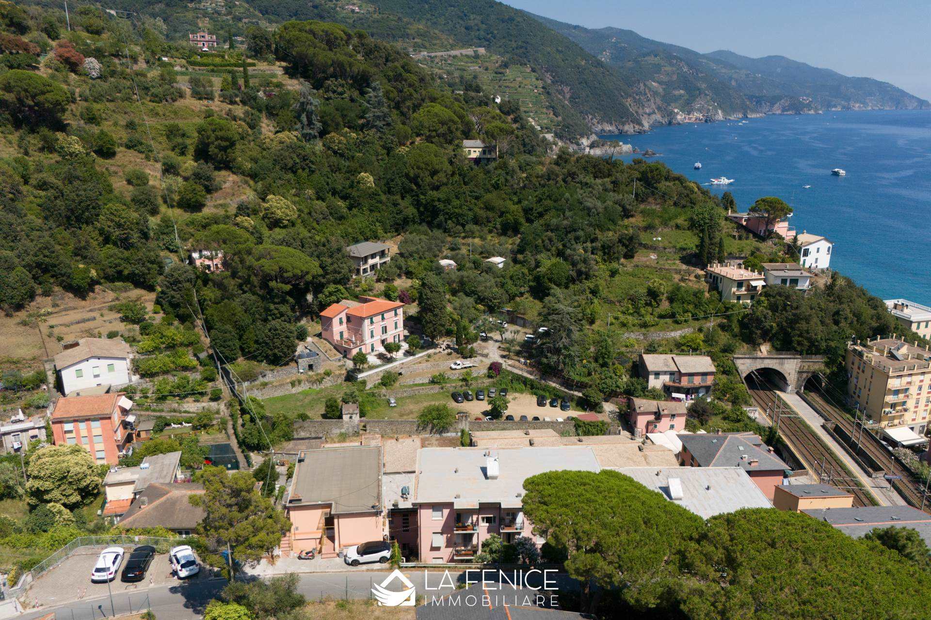 Attico a Monterosso al mare con 4 locali di 75 m2 - Foto