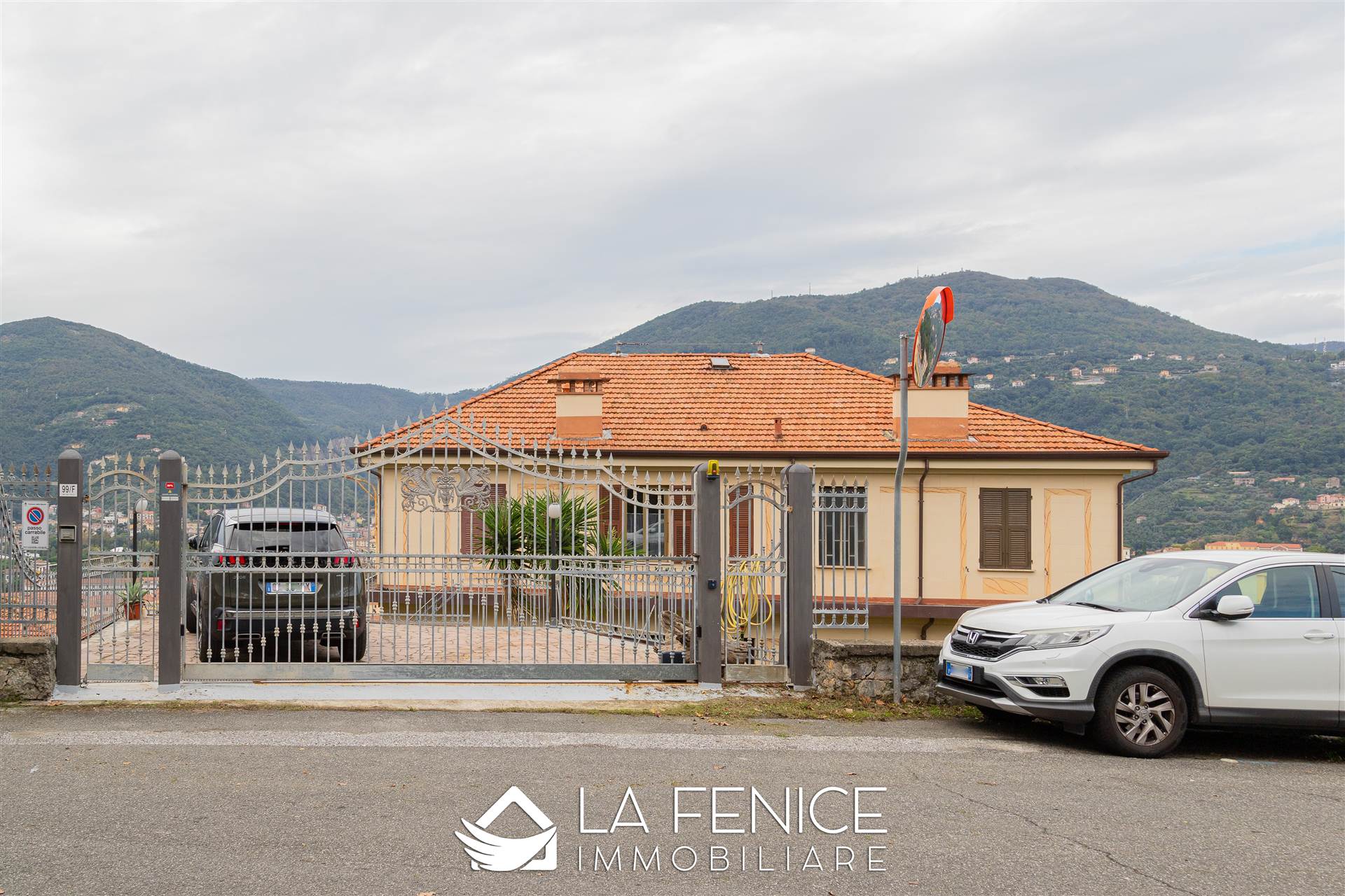 Appartamento a La spezia con 5 locali di 120 m2 - Foto